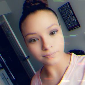 Meet your Posher, Savanna